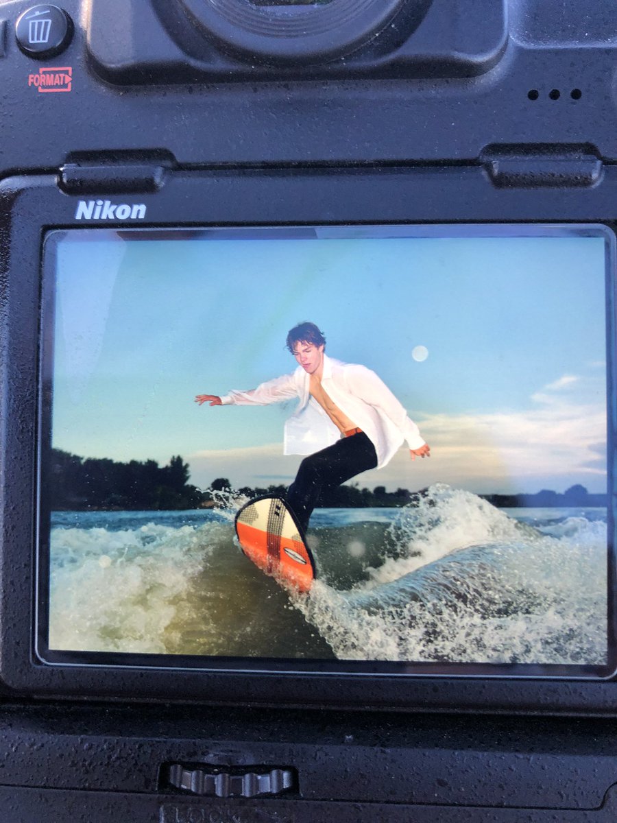 dawn1801's tweet photo. Senior photos, while football and track photos are done the true passion is wake surfing and being on the water #wakesurfingusa, #mcboats, #wakeboatdurfing https://t.co/p090qh1ANe