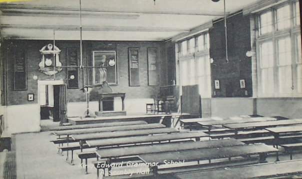 Transition Activity 5- The History of KES. We are a school steeped in history. Research how old the school is, where the school used to be based and how its evolved over time. What are the origins of the four houses? #history #school 📚💻 en.m.wikipedia.org/wiki/King_Edwa…