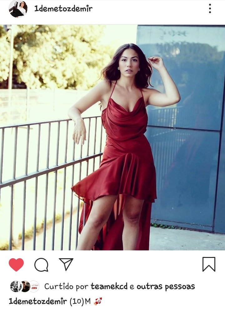jeonjkookhc's tweet photo. Ela tá com 10 milhões de seguidores🌟🚀👑 pra completar a minha felicidade ele curtiu sua foto. #Dermet #demetoezdemir https://t.co/wqBwCmF8uB