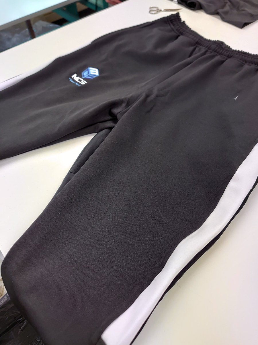 MCSTeamwear's tweet photo. New MCS Teamwear Evo Range Samples now in, Cut&amp;Sew Garments with Sublimated Panels to add a Unique and Bespoke Feel

🌀 Tee's, Polo Shirts, Shorts, Pants, Jackets, Contact Tops &amp; Much More Available

Contact us for Free Designs for your club &amp; For more info on Pricing 
#Teamwear https://t.co/8Aj39WmHXb