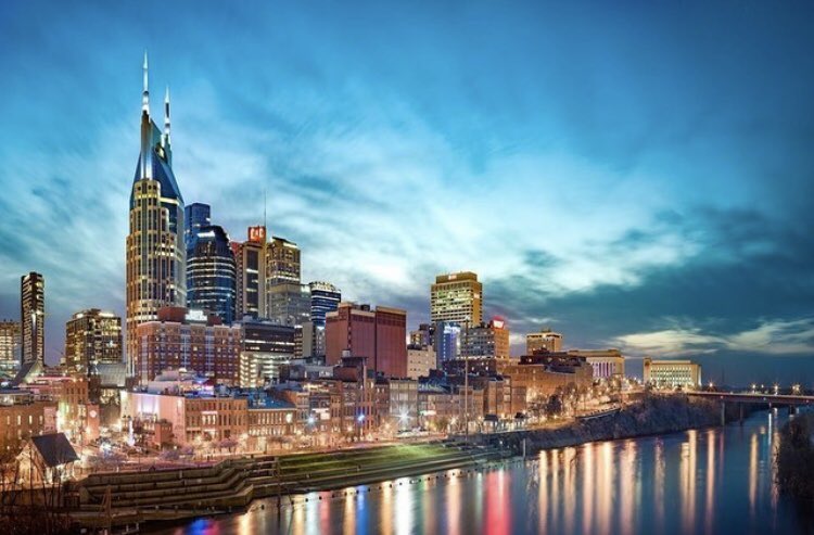 ZoonGarden's tweet photo. We’re in Nashville, TN! 

After having a great time in Charlotte, all of us are excited to check the #MusicCity off of our bucket lists. 

Thank you Craig Alexander Photography for the beautiful photo! https://t.co/HyoIOhG3qv