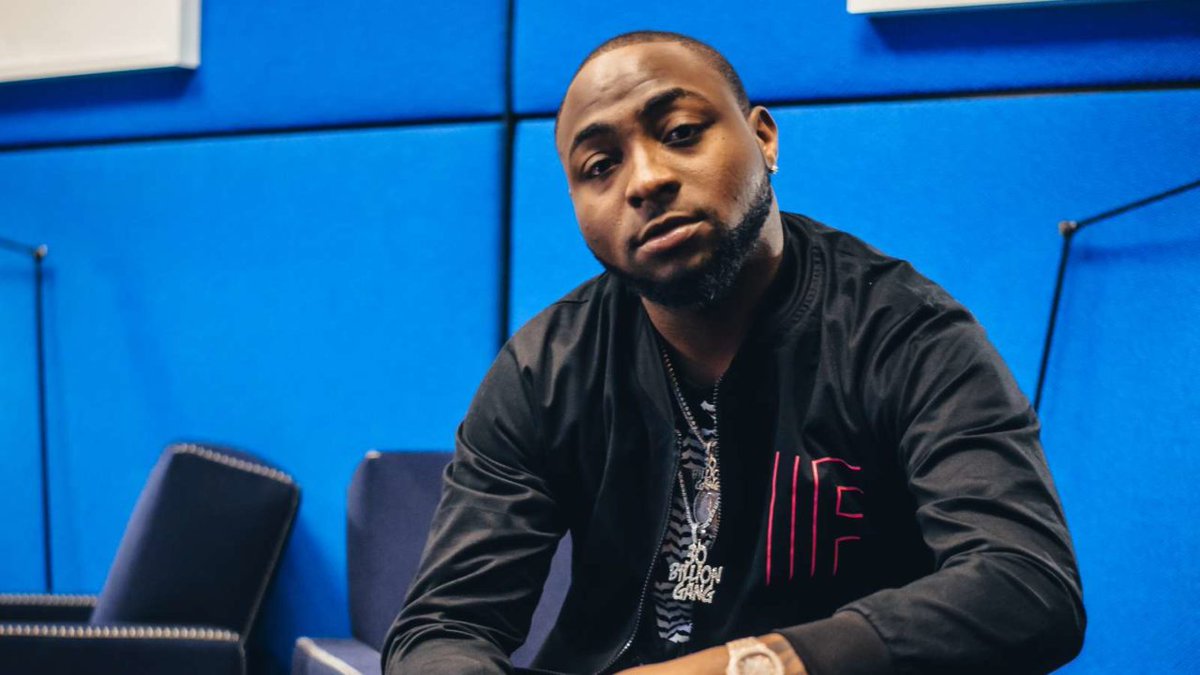 FlextvE's tweet photo. For those fans who haven’t been able to catch a glimpse of Davido for the past 1month, don’t worry, we gat you

We have been able to see how our OBO is doing after ghosting on all of us for over a month now

Recall how Davido decided to take a break  #chio https://t.co/RvM0HosEZ8 https://t.co/pXcViyI7H6