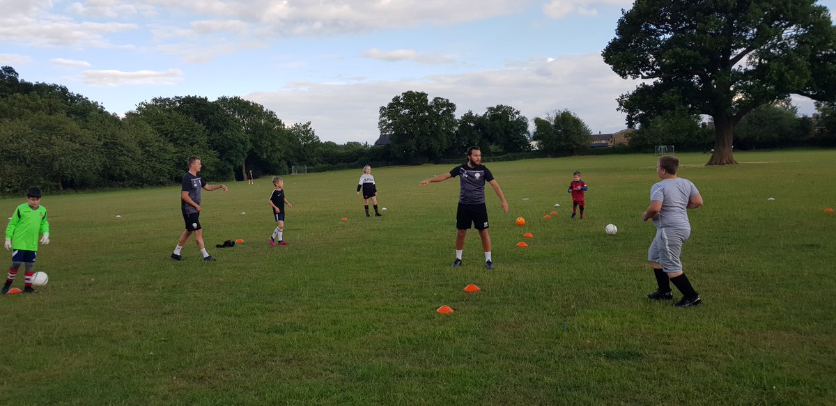 InspiredFootbal's tweet photo. We're still here and we're still training! A different set of kids but the same quality training. We're driven on improving the football skills of any child and we're seeing this improvement every session!

#InspiredFootballAcademy #ChildrensFootball #TeamIFA #StevenageFootball https://t.co/X2bYonA3J3