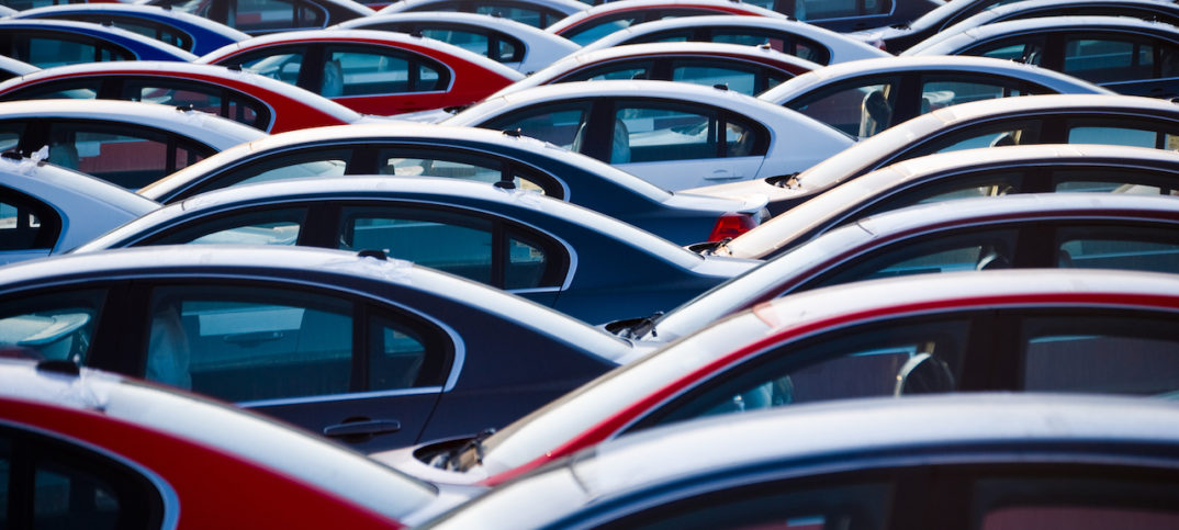 AllEnginemagaz1's tweet photo. 11.981 carros nuevos se vendieron en junio 
De acuerdo con Andemos, la cifra de junio representa un incremento del 34% frente a los registros de mayo. Por marcas, Renault con 2.640 unidades mantiene el primer puesto en el ranking, seguido por Chevrolet con 2.355 unidades. https://t.co/JDTow2y6Ky