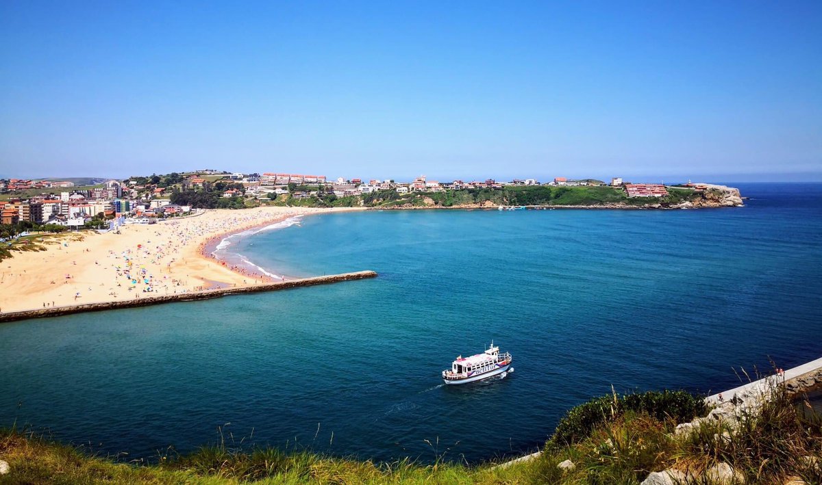 Playa de La Concha.
Es el más accesible y concurrido de los arenales de la villa de Suances, en uno de los enclaves costeros de mayor interés turístico de Cantabria.
<a href="/TurismoSuances/">Suances</a> <a href="/rutascantabria/">CantabriaRural</a> <a href="/IbericaTurismo/">Iberica Turismo</a>