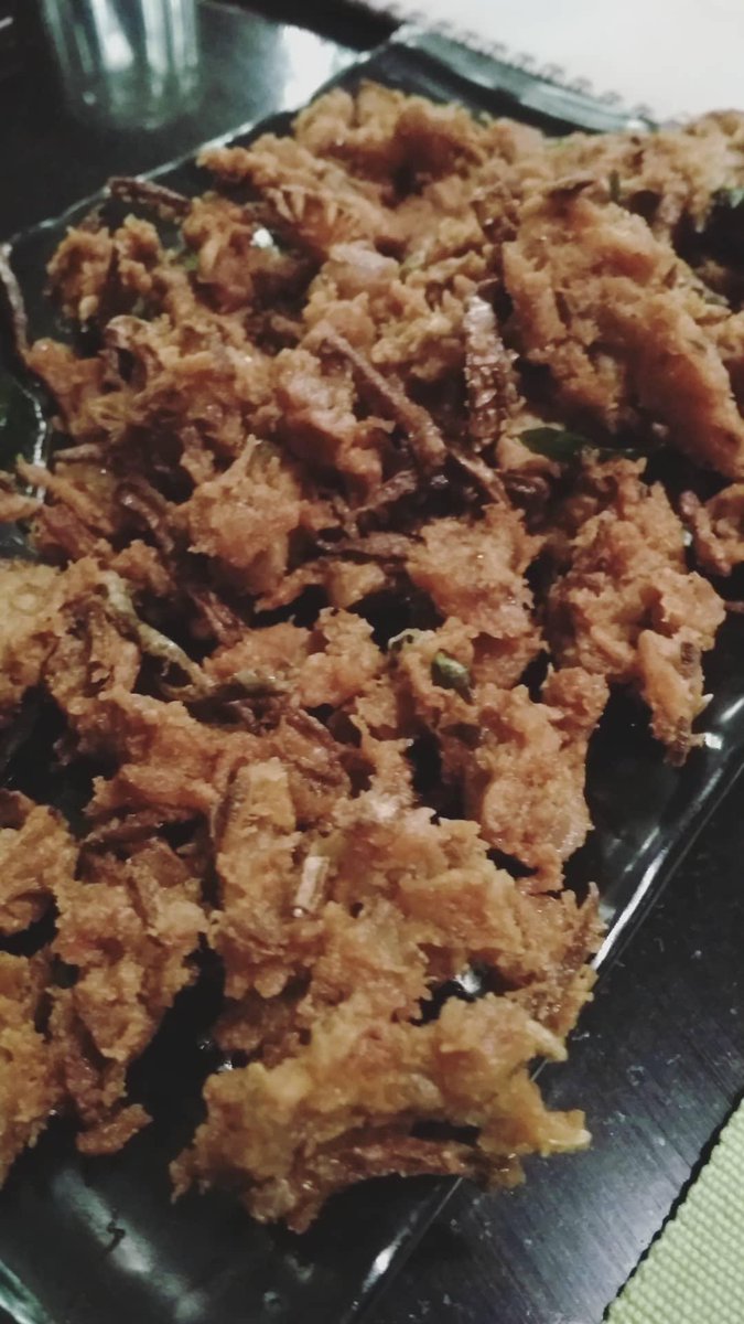 Walk down to Hotel Aryaas for their chicken pakoda and or mann chatti chicken. Warning: Spice level on the latter is super high.