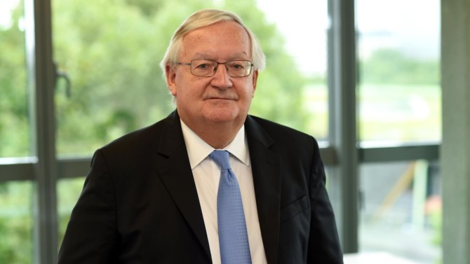 "La dette devient gratuite". Dans <a href="/MagDecideurs/">Décideurs Magazine</a> découvrez l'interview de <a href="/PatrickArtus/">Patrick Artus</a>, chef économiste et membre du comité exécutif de <a href="/natixis/">NatixisCommitments</a> #finance magazine-decideurs.com/news/p-artus-n…