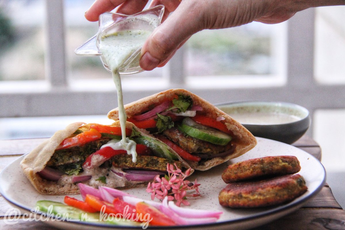 CitchennKooking's tweet photo. Healthier version of pita bread pockets??

Try these, whole-wheat pita breads filled with Bengal gram falafel.
And hey those falafel are Not Fried. 

Do visit the below link:

https://t.co/e1ZMhgEeTU

#thursdaymorning #ThursdayThoughts #ThursdayMotivation #food #pita #Instagram https://t.co/qJOXkIPUFP