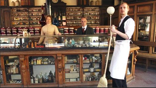 The pharmacy  @blistshill is perhaps most famous for its appearance in Lion TV's 'The Victorian Pharmacy', where it was transformed into a working shop staffed by Prof Nick Barber, Tom Quick and  #RuthGoodman! 