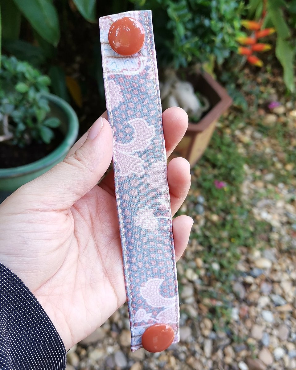 ExtenderMask's tweet photo. New pastel with brown button

.

#maskextender #maskadapter #maskconnector #penyambungmask #maskmalaysia #maskextension #crochet #estsy #facemask #facemaskmalaysia https://t.co/9hr4pTpSxq