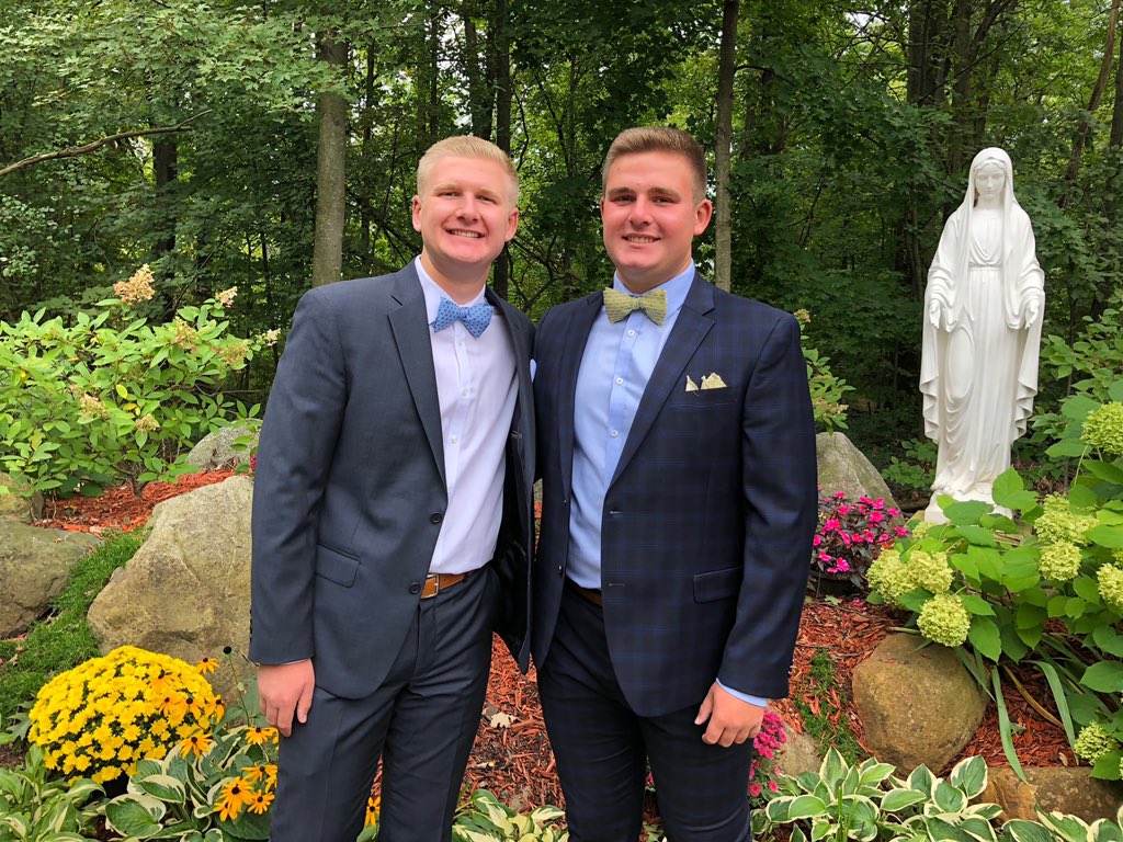 Detroit Catholic Central DECA tweet media