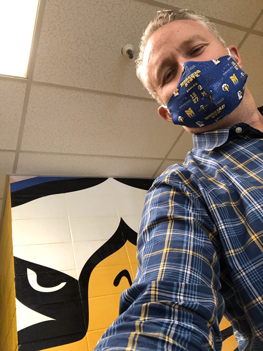 To make sure we can catch the Eagles <a href="/MSUEagles/">Morehead State Athletics</a> soar this Fall... we have to be committed as a community to mask up, continue 2 social distance, &amp; WASH those talons! Go Eagles!  
<a href="/kevinsaal/">Kevin Saal</a> <a href="/DRFrancois1/">DR_Francois</a> <a href="/OVCSports/">Ohio Valley Conference</a> 
#FaceMasks4FallSports #EaglesAlwaysRise