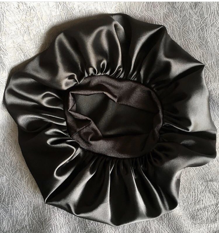 chebegoddess's tweet photo. Satin sleeping cap for r95
Chebe products from R120 -220
#CityOfCPTMustFall #unemployment 
#tk78 #mihlali #thursdaymorning #melorot #GalaxyA31DayChallenge #BETTERTREATMENTFORGOT7 #LootBoxes #CapeTown #pubgban https://t.co/D2I4KUAtKv