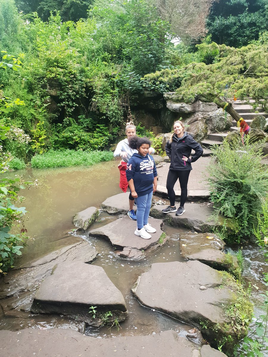 NevaehStone7's tweet photo. @Year1Kingsley PE session on Monday this week https://t.co/XHu6fYA4cZ