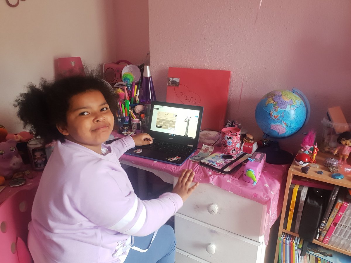 NevaehStone7's tweet photo. @Year1Kingsley Home schooling online https://t.co/YkdQ9gl2HD