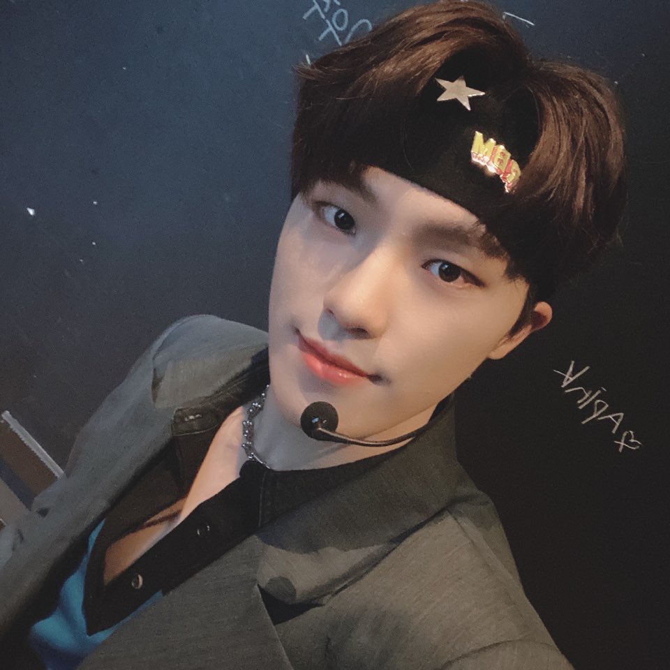 dino_backup's tweet photo. 200702 #디노
오늘 1위 너무 감사해요^^
여러분께 앞으로도 좋은 무대 음악 보여드릴게요!!❤💙 https://t.co/f4J2l0QsDu