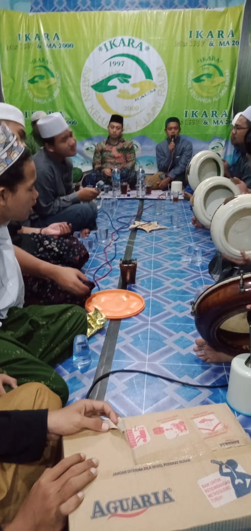IKARAWEDUNG's tweet photo. #Indonesia_Aman
#Indonesia_sehat
#Indonesia_hebat
Dimalam jumat ini dg pembacaan Tahlilan,sholawatan dan manaqib berharap smoga badai segera berlalu
Amin https://t.co/Sun8W0odXO
