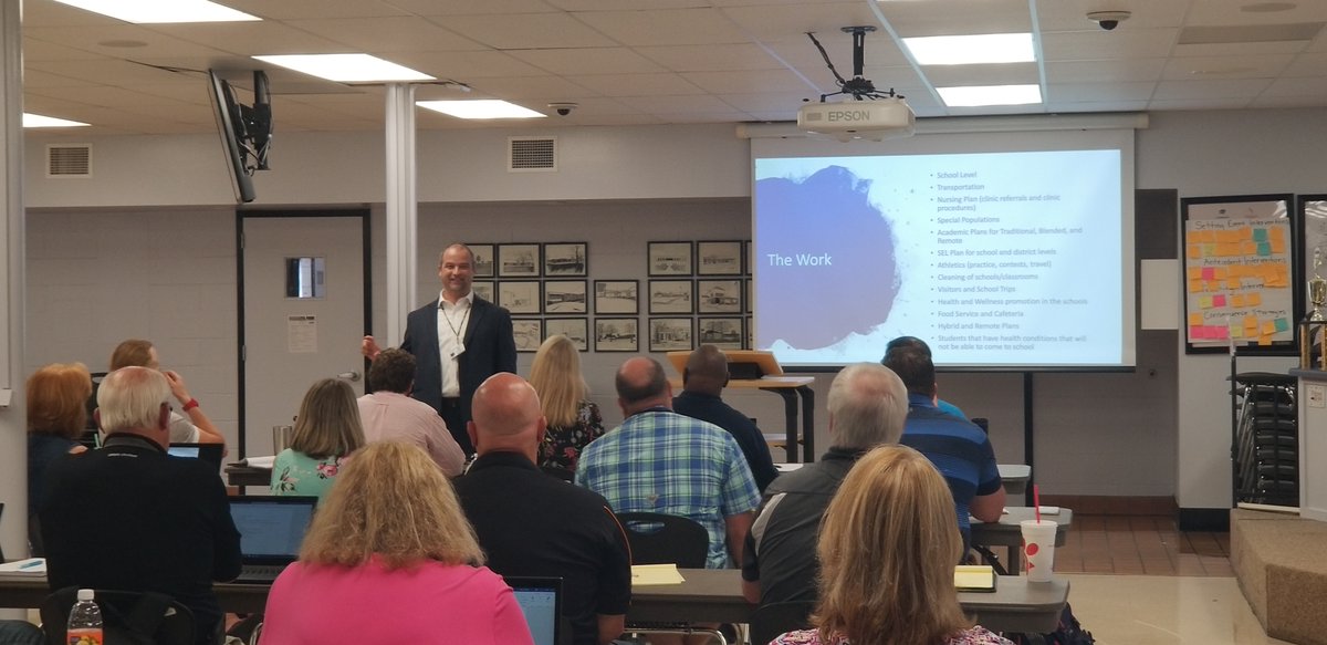 MauryCoSchools's tweet photo. Superintendent Michael Hickman meets with District Principals and staff at H.O. Porter his second day on the job!
@SpringHillFresh @thedailyherald @Columbia_TN @ColumbiaTNUSA @chazmolder @AndyOgles @MauryCoSchools  @Moore4D5 @TNedu @Parents4MCPS  @CepickyTn64 @WKRMRadio https://t.co/cQBrvBQ5qE