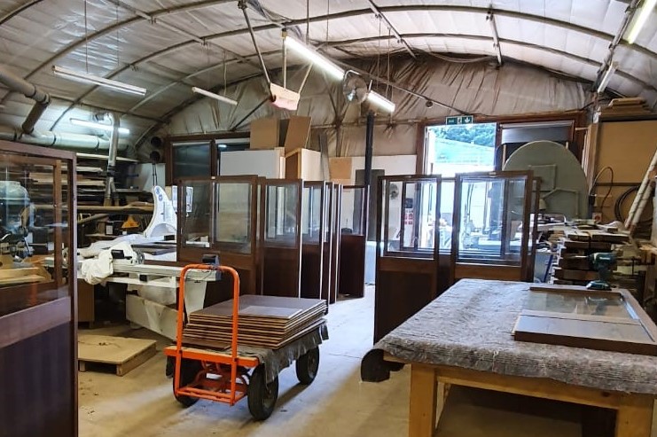 MarkWFurniture's tweet photo. Our screens going to The Dinton Hermit, The Eight Bells in Long Crendon, The Russell Arms in Butler's Cross and The Black Boy in Oving ready for opening this Saturday. Supporting local businesses! https://t.co/7Q4wm1ZrC5