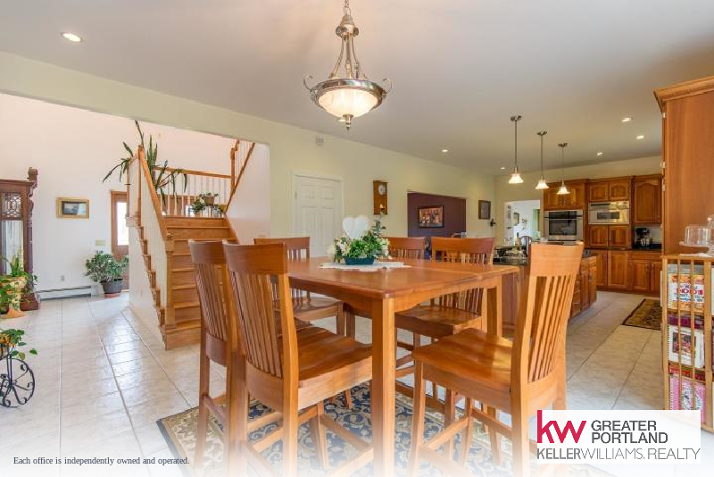 CommRealtorRuth's tweet image. 4 Bedrooms 3.5 Bathrooms 10+ acres of Land
Minutes from town and hours from your in laws!
5 Clayton Drive Lewiston!