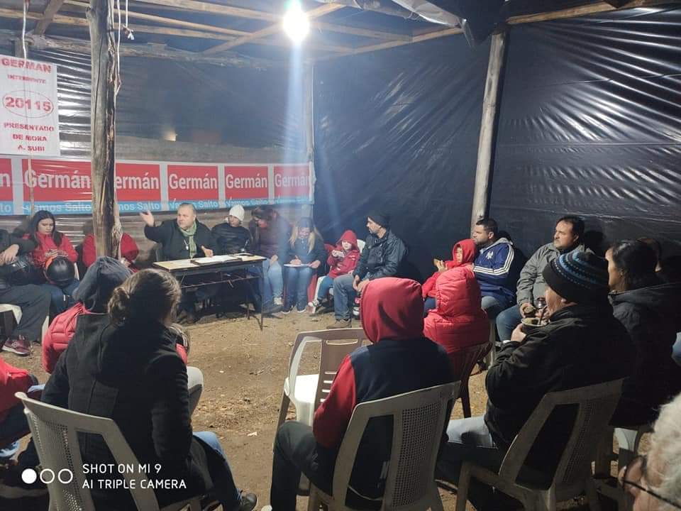 20115Lista's tweet photo. Actividades en Zona Cerro. LISTA 20115. Coordinacion, dirigencia y liderazgo de J.L. PRESENTADO. En Setiembre  GERMAN INTENDENTE. #Lista20115 https://t.co/RTIaFL2DQD