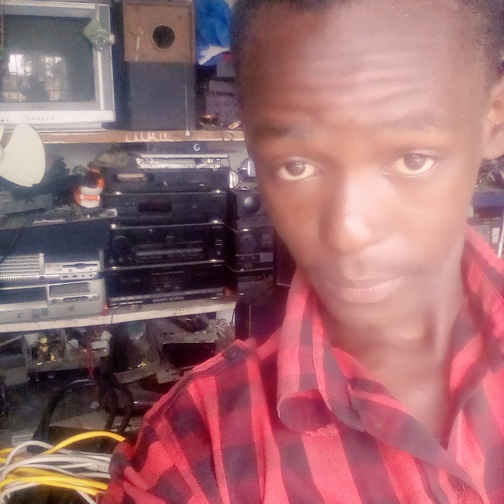DJSlim254kE's tweet photo. https://t.co/ffGDDN6XVU
