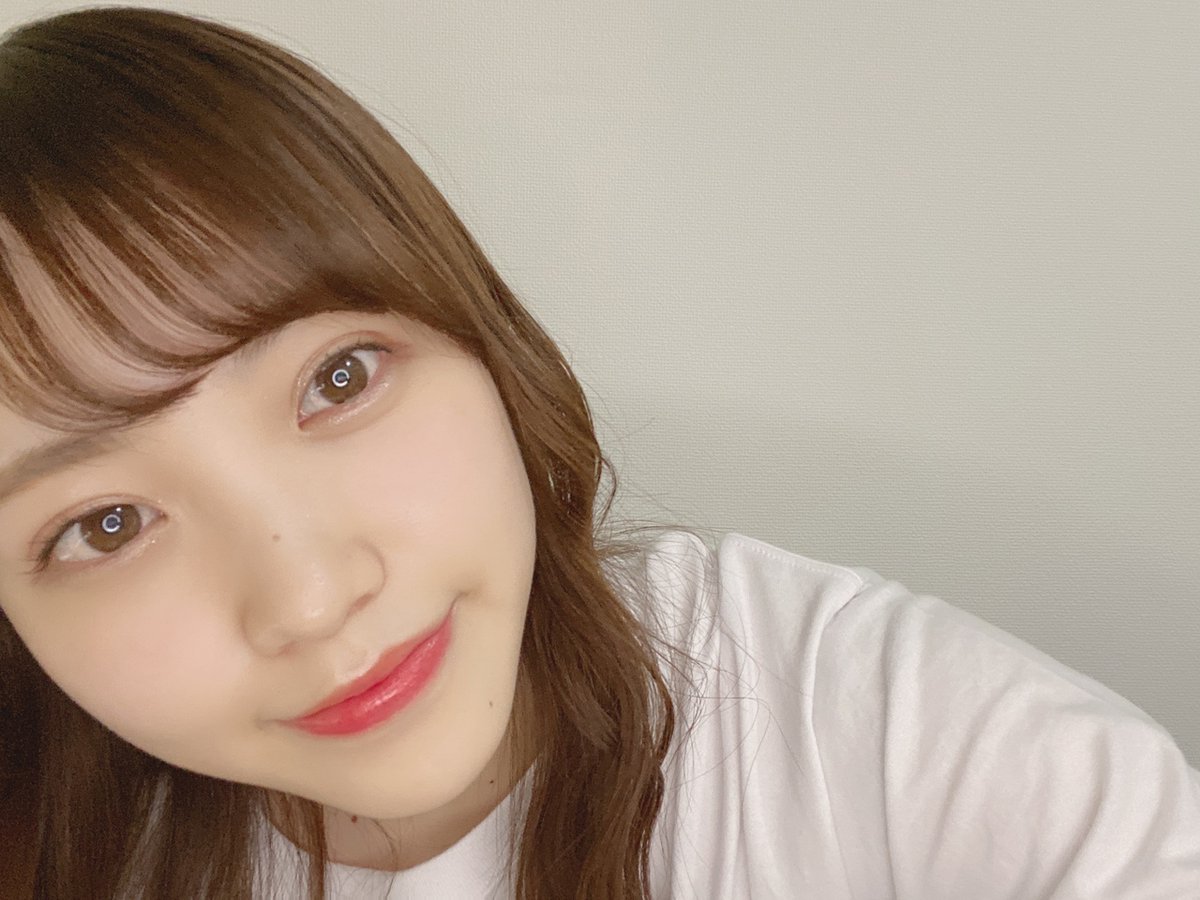 ট ইট র Mizuki 坂道ブログ画像発信中 Youtube配信第二弾 布団カバー欲しい な と思っている 欅坂46二期生宮崎県出身20歳の松田里奈です ブログ開いていただきありがとうございます 可愛くてオシャレなの欲しいな思い切って女の子らしいの Https T