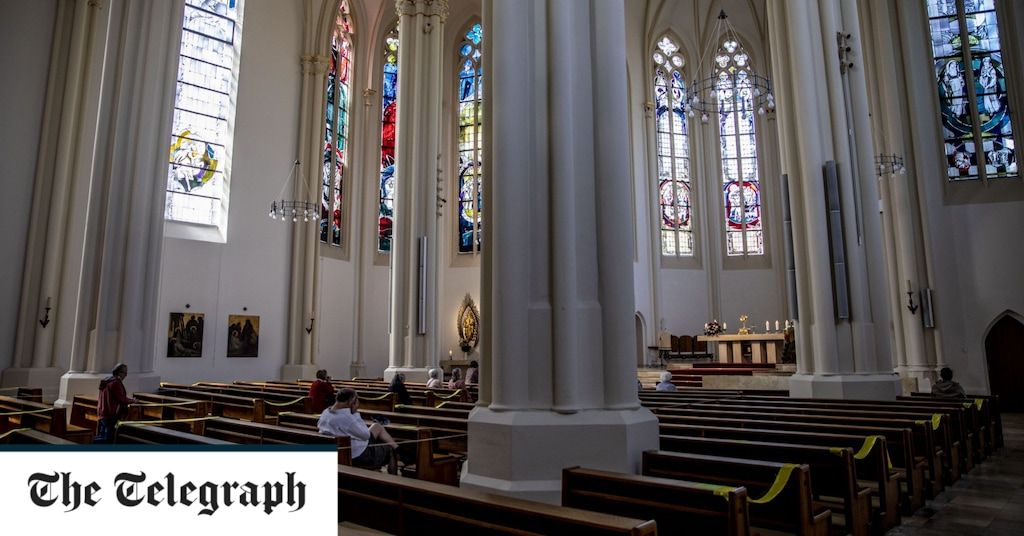 JMissPract's tweet image. "Rather than speaking with the voice of prophecy,  ...rather than proclaiming the miracles and mysteries that they uniquely exist to proclaim, church leaders have opted to talk like middle managers." Tom Holland. Is he right? buff.ly/2VEP7qV