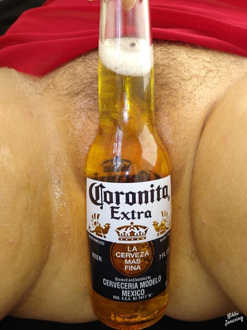 #ThirstyThursday! Getting ready for the holiday weekend so visit https://t.co/W3Ib49xuJY for appointments<a href="/tag/thirstythursday"class="tags">#ThirstyThursday</a><a href="/tag/gfe"class="tags"><span>#gfe</span></a><a href="/tag/fbsm"class="tags"><span>#fbsm</span></a>