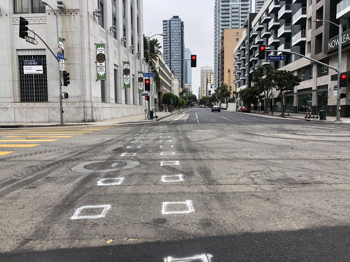 Andresdq21's tweet photo. Y’all, is Olive getting parking-protected bike lanes? If so, that’s amazing. Hated biking here because it practically a highway. #bikingla @LADOTlivable @LADOTofficial https://t.co/8TtBaIFvbN