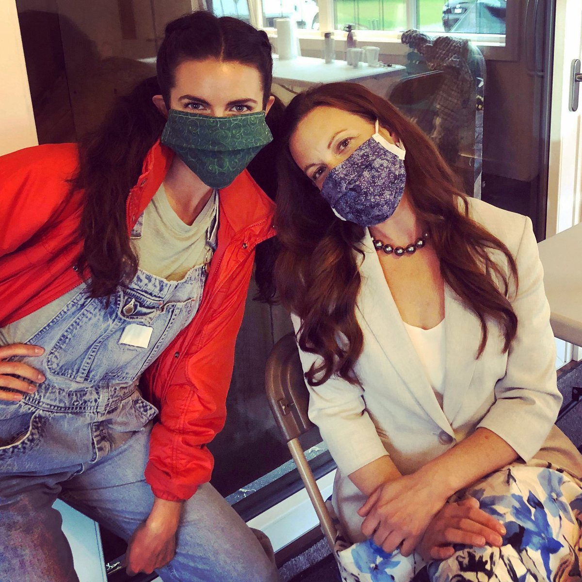 atraceypower's tweet photo. Mask work... Making movies during a pandemic. #thelook #safeonset https://t.co/7kSCxf1Uta