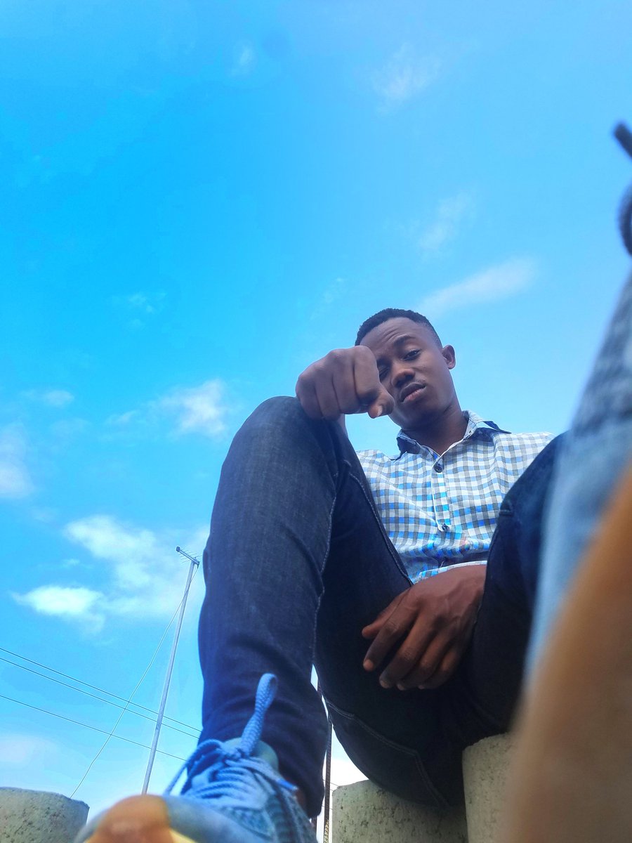 FarukArt13's tweet image. #GodFlow 

@TeePhlowGH gye Gboza🤜

💥💥💥💥💥💥💥