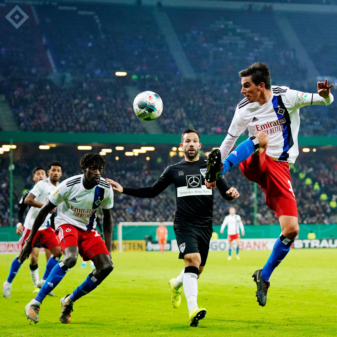 HSV's tweet photo. Wir bedanken uns bei Christoph #Moritz, Jairo #Samperio, Timo #Letschert und Kyriakos #Papadopoulos, deren Verträge ausgelaufen sind 🔚
Viel Erfolg für die Zukunft und vielleicht sieht man sich ja bald noch mal wieder! Tschüs, Jungs 👋
➡️ https://t.co/ZeEfLtaNPr
#nurderHSV https://t.co/KQeCPudVMI
