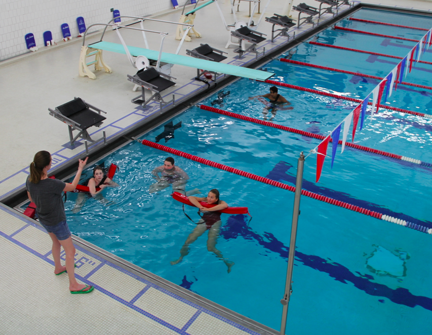 AHCommunityEd's tweet photo. Aquatics staff are training to safely lead instruction/fulfill lifeguard duties while social distancing. We added more programs to the schedule, starting next week - including youth swimming lessons. Read more, register online: https://t.co/qtNHZDRntm #AHSchools #discovercommed https://t.co/sDRHUxyvkW
