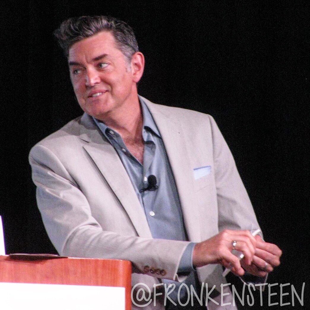 Fronkensteen's tweet photo. ... and FINALLY, my number one reason for going to Comic-Con had arrived!
The PSYCH panel.
#sdcc2012 #sdcclov #Sdcclov2020 #sdcc2020 #sdccisnigh #sdcc51 #SanDiego #sandiegocomiccon https://t.co/zHESDgo5t5 https://t.co/wcruq2Yh8I