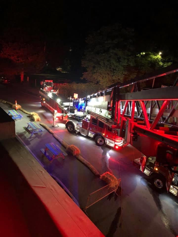 AFFA332's tweet photo. Great work by #AVL Fire Fighters last night. Quick response by well-trained fire fighters prevented the fire from spreading into multiple businesses. @buxtonhall @CatawbaBeer @VortexDoughnuts
#FightFor15ForFireFighters https://t.co/dOIPK0Uj7k
