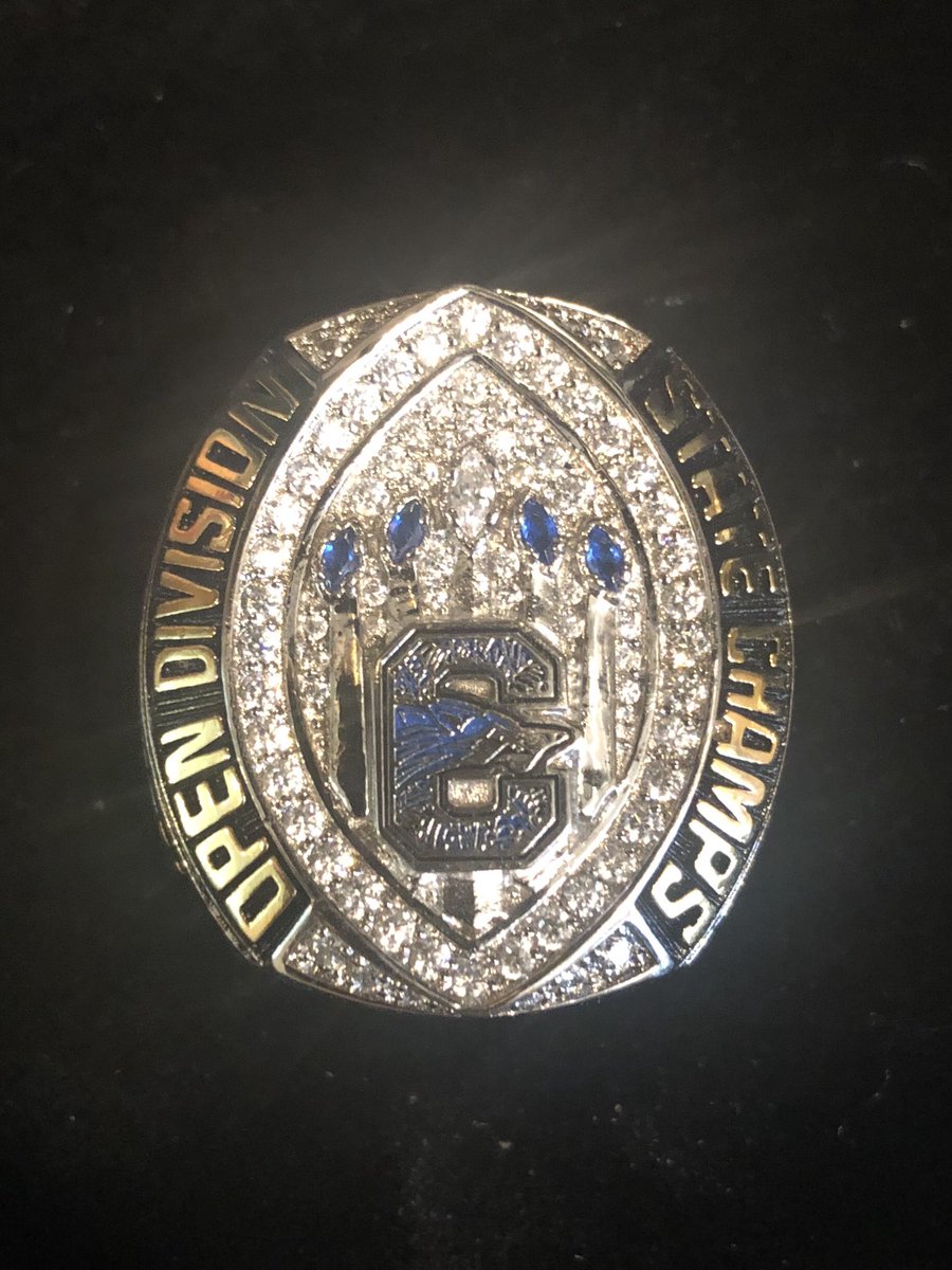 GarretsonRick's tweet photo. Proud of my players that earned the first title of OPEN DIVISION CHAMPS... Their commitment to excellence allowed our program to accomplish a task that has never been reached in the TOP DIVISION OF AZ HS FB! #4PEAT #MOVETOTHERIGHT #MAKOA https://t.co/F0Qse8a680