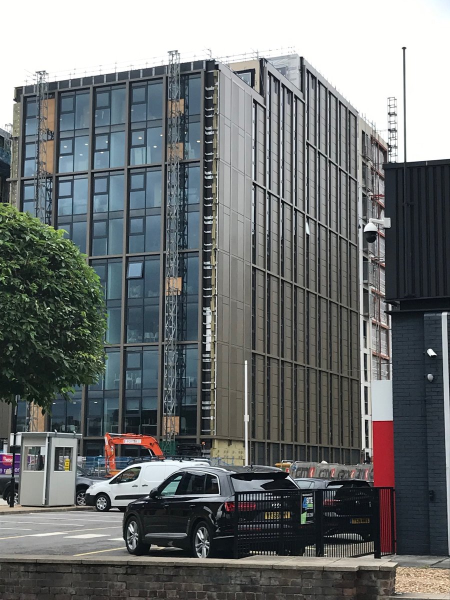weareAHR's tweet photo. Fantastic progress being made at The Refinery, our new 407-bed #StudentResidential scheme at #BingleyStreet, #Leeds currently on site with @GMIConstruction.
Learn more about the project here: https://t.co/PXv1srfAbp https://t.co/MHng0VxVS6