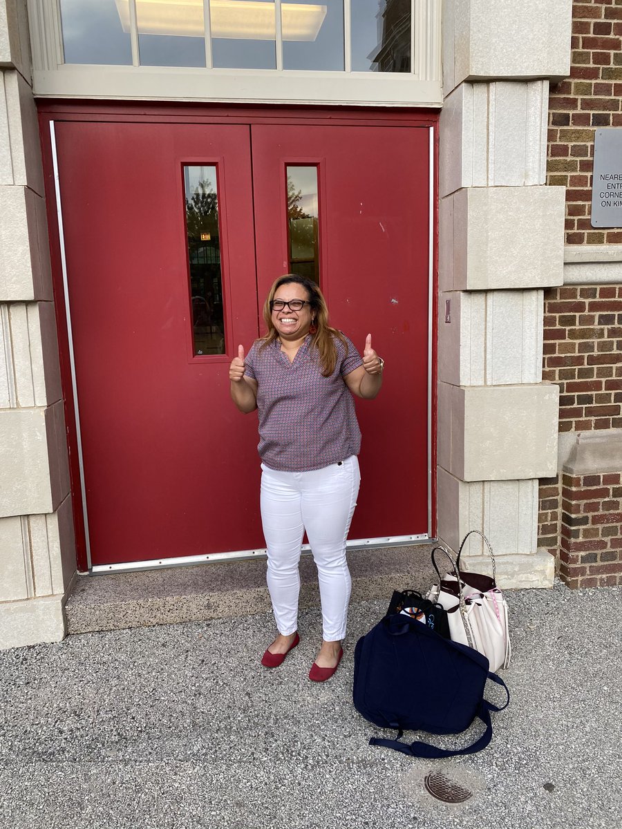 Mrs. Yalil Nieves tweet media