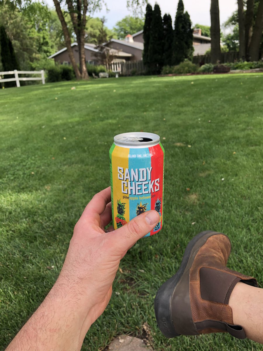 Justin920In715's tweet image. Cheers clones! #FuckYeahThursday #BootLife