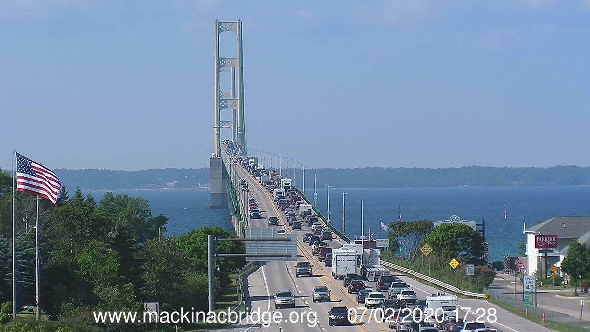 Absolutely jealous that I'm not heading over that bridge right now. #OnePureMichigan #UPLove