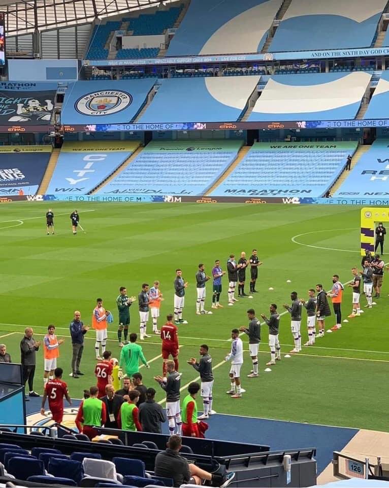 SherbazAli16's tweet photo. #MCILIV Give them a guard of honour then beat them like security guards that caught armed burglars. That’s how to do it😂😂😂 https://t.co/AommmvjBZ1