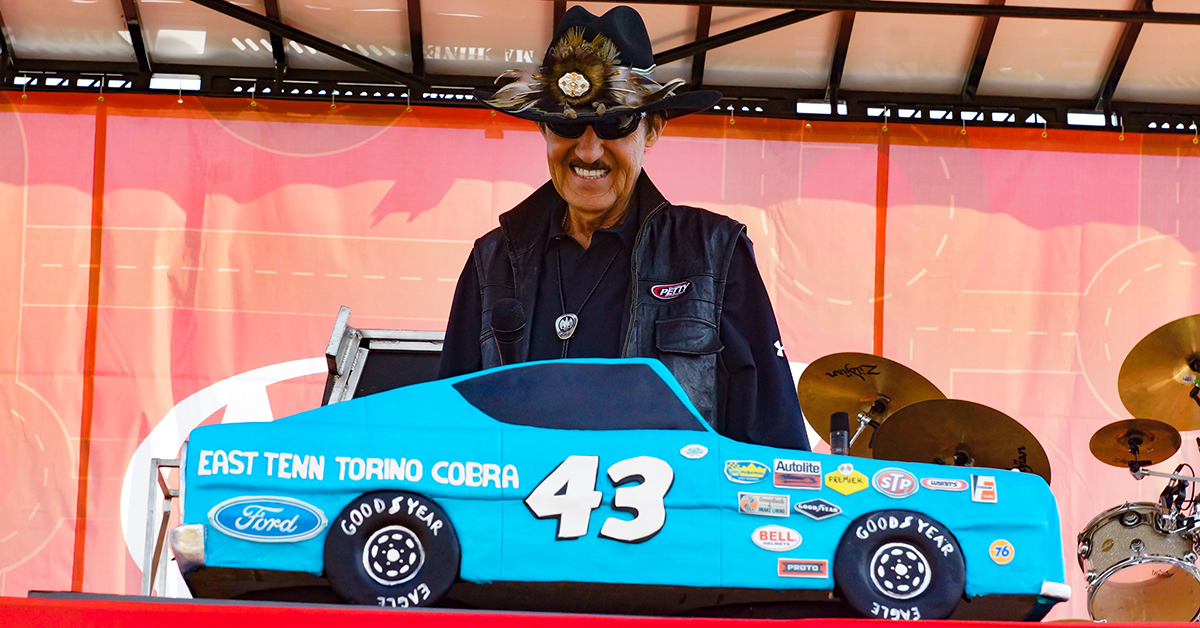 Happy Birthday to The King, Richard Petty!
We hope you\re enjoying a cake just like this one! 