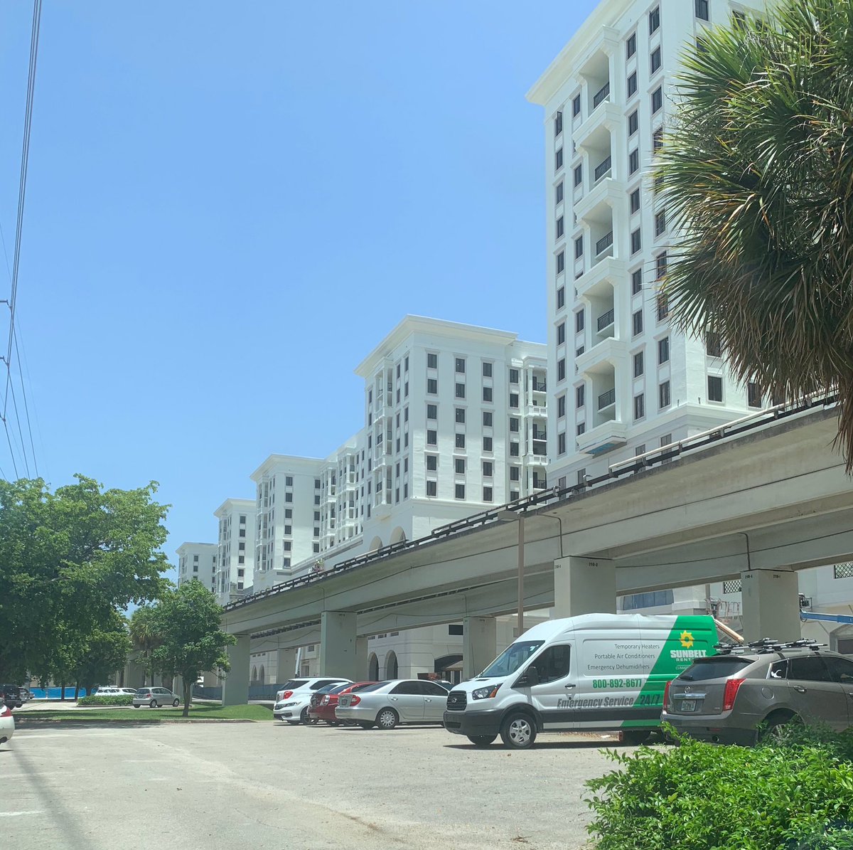 XavierLSuarez1's tweet photo. Gables Station #TOD making lots of progress. 499 residential units, 105K sq ft commercial space, 68K sq ft of retail space. #MakeTransitWork #LiveAndMove https://t.co/bZ5pEh529s