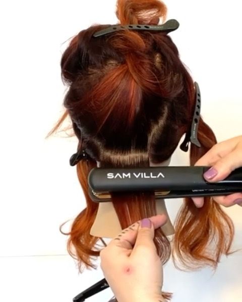 SamVillaPro's tweet photo. #BobbyPins and #hairpins slip when you try to anchor them in? #Hairstylist @jamiemcdhair 's breaks down her tips for creating a solid foundation for #upstyling. #SamVilla #SamVillaHair #SamVillaCommunity #SamVillaTools
CLICK HERE: https://t.co/6sq8hmbd2T https://t.co/5nasP4Rkn9
