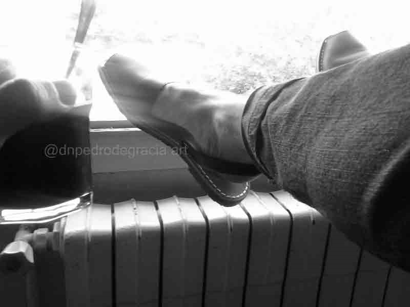 dnpedrodegracia's tweet photo. #art #artist #photo #photography #blackandwhitephotography #blackandwhitephoto #monochromme #cafe #nescafe #lifestyle #fashion #footwear #avarca #avarcademenorca https://t.co/fAfDU3qdNc