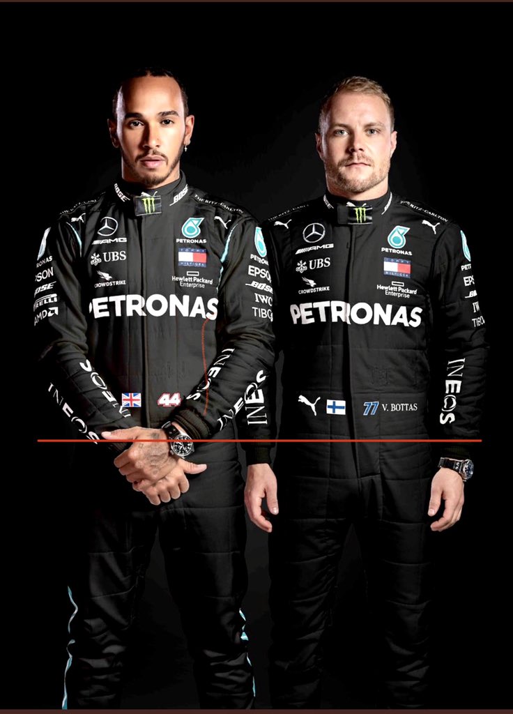 pollobernardini's tweet image. Aparte de lo que comentás creo que es muy malo el Photoshop Julian, no puede estar el hombro de Bottas por detrás y la mano a la par de la pierna de Hamilton .. Malísimo todo 😂😂 línea roja hacia abajo estarían igual.