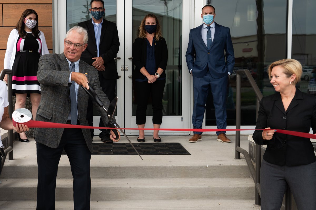 GRAsepticMfg's tweet photo. We dedicate our virtual ribbon cutting ceremony to our GRAM family, the GRAM-ily. See video, photos and a recap of the event here: https://t.co/n26spqNaOK
#gramily #team #talent #grandrapids #westmichigan #pharmaceuticalmanufacturing https://t.co/eJ7WrFh3zY