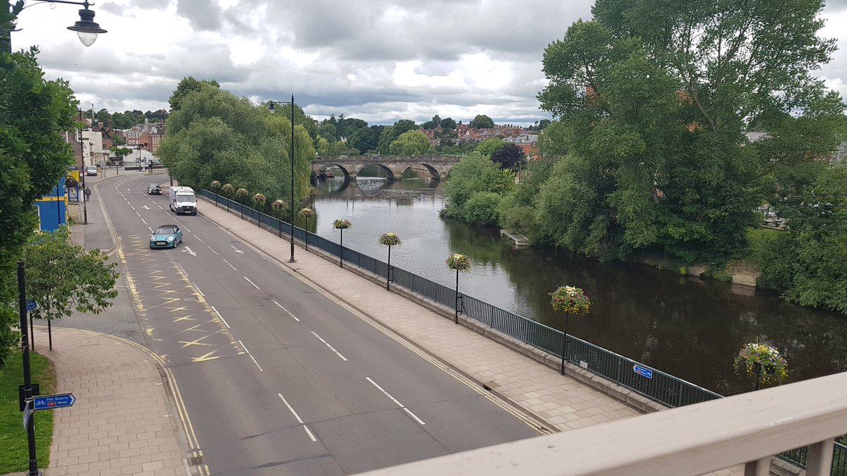 MargLloyd's tweet photo. #ThursdayTreat @ApplecrossAntiq &amp; I had to go into #Shrewsbury this morning. A little apprehensive. Walked past #TasteofShrewsbury &amp; #raspberryscones in window 😚 irresistable had #clottedcream &amp; #raspberryjam at home #Delicious @ButtonburyCraft https://t.co/GlP3ZU09qp