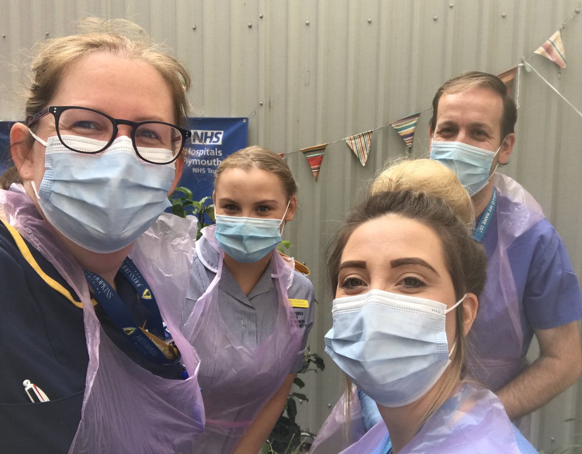 TantamKate's tweet photo. I love the #NHS -here’s why

Today a #ICU #Rehablegend had a party... my colleagues made banners, bunting, cards, gifts &amp; pampered her like a queen  #OperationSparkleICU 

Everyone went above &amp; beyond- because that is just what the #NHS does- everyday

#TeamworkMakesTheDreamWork https://t.co/06bqCXRx7q